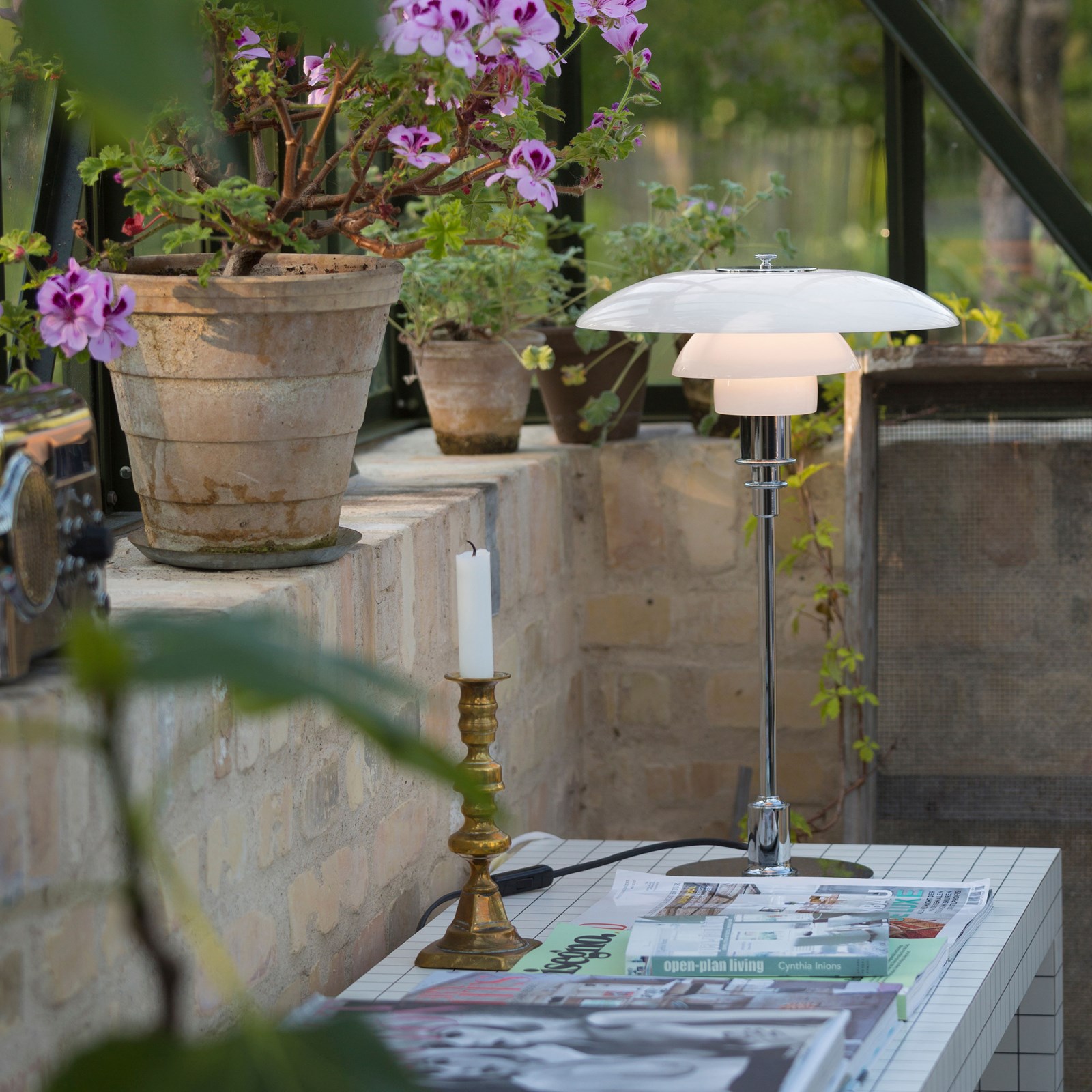 29528_29528_PH-3-2-chrome-Poul-Henningsen-Louis-Poulsen-table-1-mne_jpg