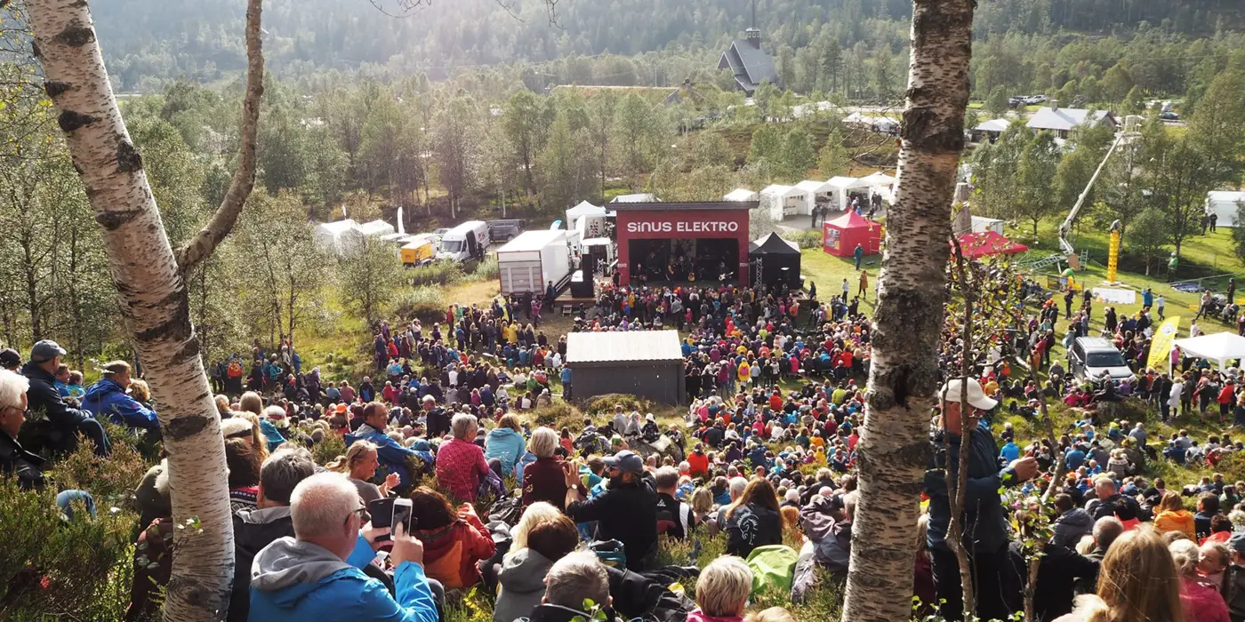 69386137_2465497190176170_6404784523195711488_o%20(1)